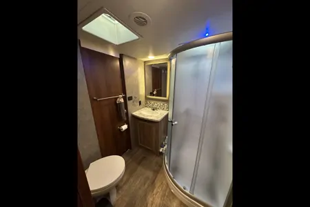 Farrah's Fifth Wheel