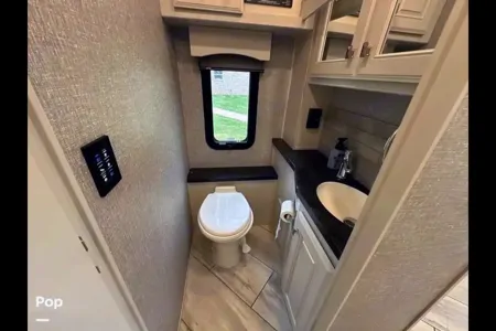 Bryan's Fleetwood Discovery LXE