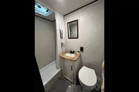 Starcraft Autumn Ridge 182 RB Travel Trailer