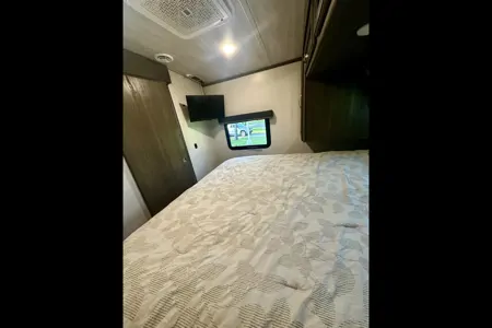 Joshua's Keystone Cougar 30BHS Travel Trailer