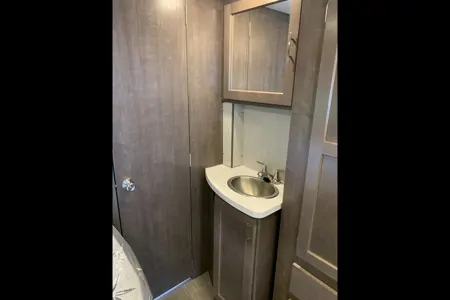 Trailblazer Adventurer Class C Motorhome