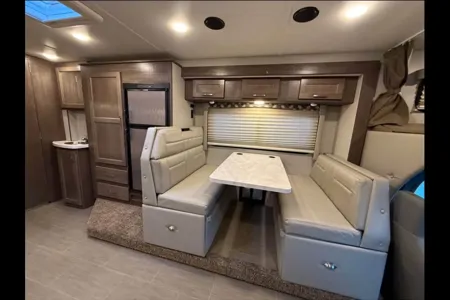 Trailblazer Adventurer Class C Motorhome