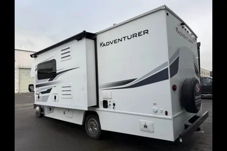 Trailblazer Adventurer Class C Motorhome