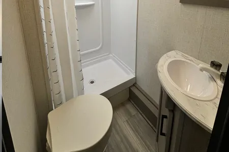 Ashley's perfect family trailer! 2024 keystone hideout 181BH Travel Trailer