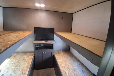 Derrick's Heartland Prowler 300bh Travel Trailer