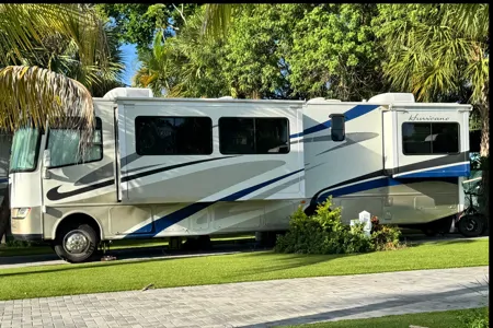 Thor Motor Coach Ford Thor Hurricane Class A