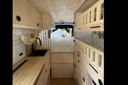 Webster: Superbe campervan familial 4 saisons