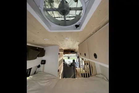 Webster: Superbe campervan familial 4 saisons