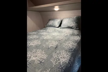 Leisure Lodgings Clipper 25BH Starlink included