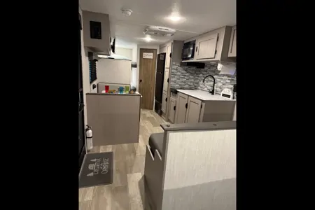 Leisure Lodgings Clipper 25BH Starlink included
