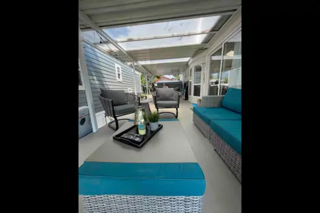 Pura Vida Surf Shack
