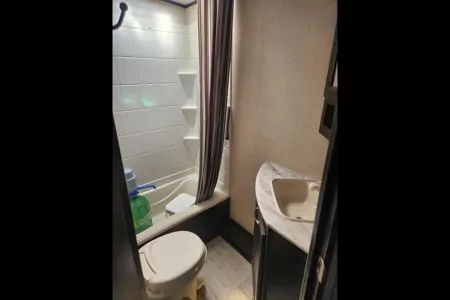 Taira's Coachmen Northern Spirit 2454BH Travel Trailer