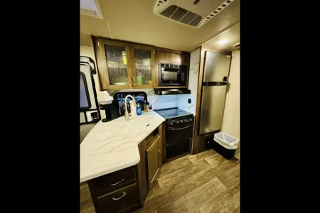 Quarry Ridge Sun Retreat Sherkston Shores Luxury RV
