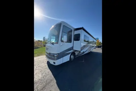 Daniel's Newmar Kountry King 4045 Class A