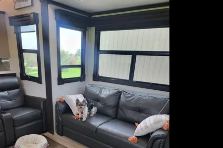 Paul's Redwood Fifth Wheel