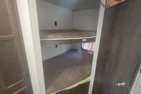 Dave's Starcraft Autumn Ridge 26BHS Travel Trailer