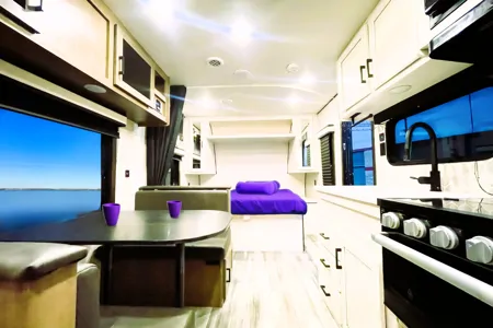 🍇 Brand NEW 2024 Jam Caravan – Sleeps 8! ✨ Spacious & Luxe 🍇