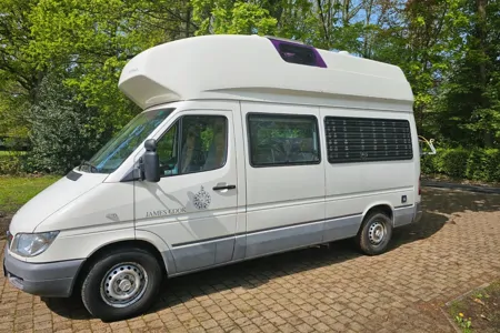Peter's Mercedes-Benz James Cook Class B