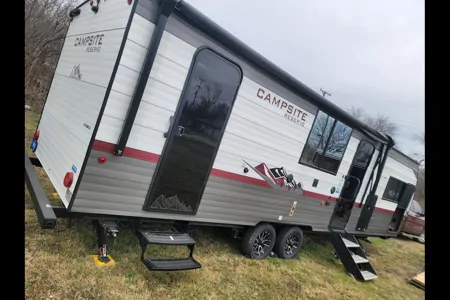 Larry's Forest River Campsite Reserve 26cj Travel Trailer