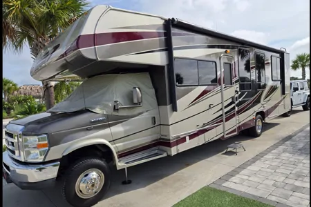 Space Coachmen Leprechaun