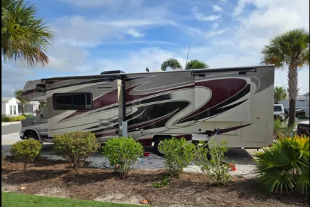 Space Coachmen Leprechaun