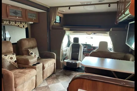 Space Coachmen Leprechaun