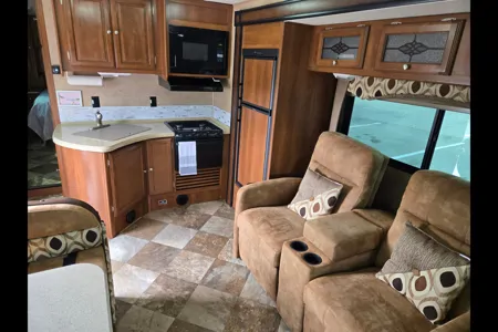 Space Coachmen Leprechaun