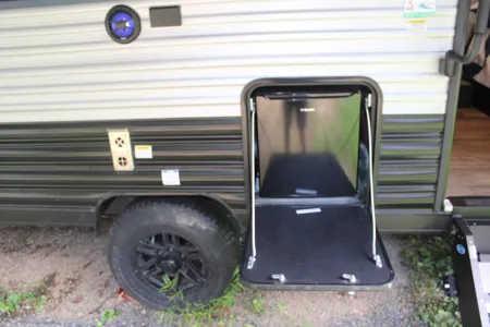 2022 Forest River Cherokee Wolf Pup 17JG