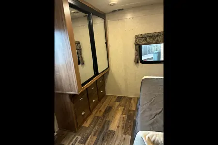 Charley's Fleetwood V-Lite Travel Trailer