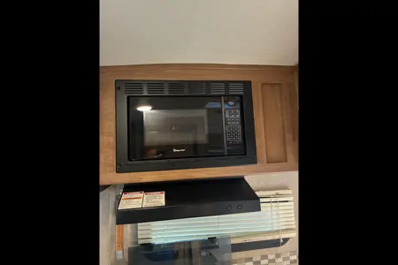 Charley's Fleetwood V-Lite Travel Trailer