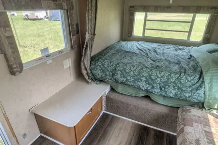Anthony's Gulf Stream Amerilite Travel Trailer