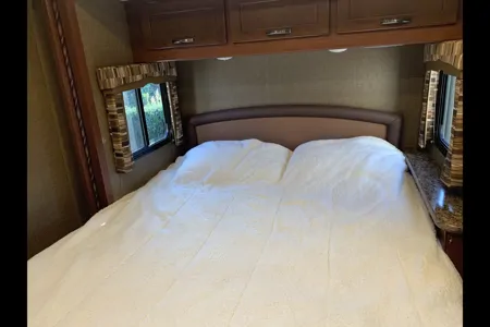 Ryker's Thor Motor Coach Chateau Class C