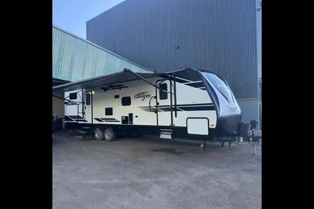 Grand Design Imagine 3170BH Travel Trailer