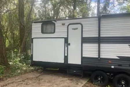 Pierce's Pet & Family Friendly Bunkhouse Getaway