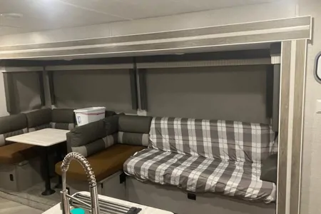 Pierce's Pet & Family Friendly Bunkhouse Getaway