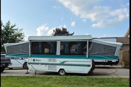 Retro & Rustic Family Pop-up Camper