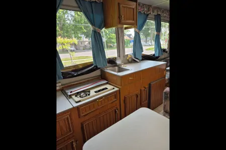 Retro & Rustic Family Pop-up Camper