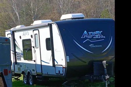 Carolyn's Coachman Apex ultra lite Travel Trailer