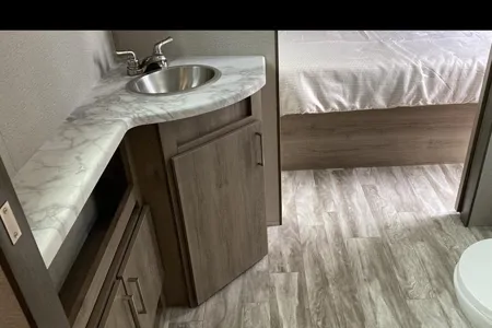 Tropical RV Grand Design Imagine 2910BH Travel Trailer