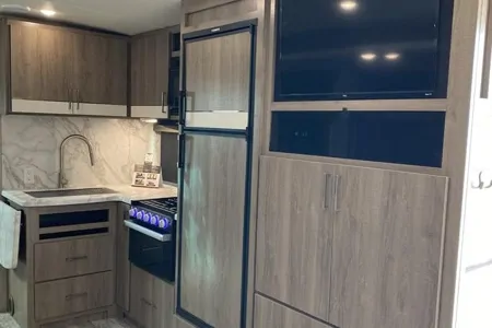 Tropical RV Grand Design Imagine 2910BH Travel Trailer