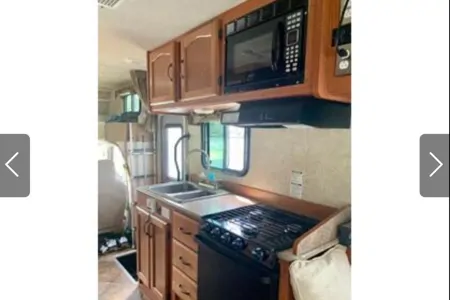 Gomez Adventure Manufacturing 19rd Class C