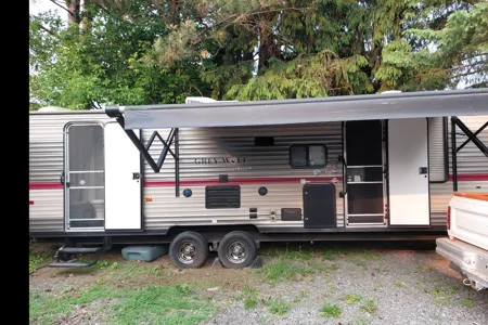 Krissy's Forest River 26dbh30 Travel Trailer