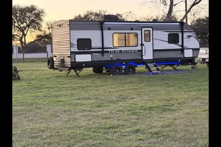 Family bunkhouse RV Sleeps 8