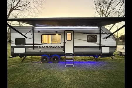 Family bunkhouse RV Sleeps 8