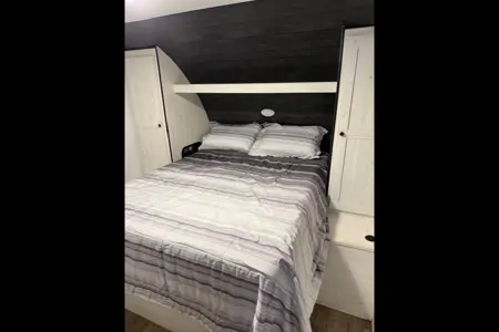 Family bunkhouse RV Sleeps 8