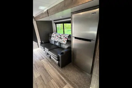 Compact Comfort: 2020 KZ Connect SLMO1468