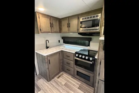 Compact Comfort: 2020 KZ Connect SLMO1468