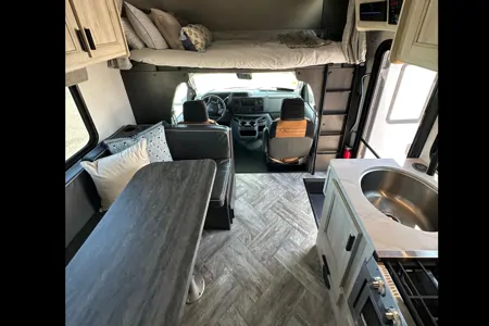 Julia's Forest River Sunseeker Class C