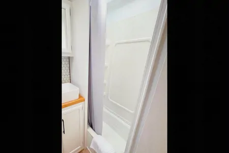 2008 Sportsman- Sleeps 4-5. A/C - Fully Renovated - Super Chic!