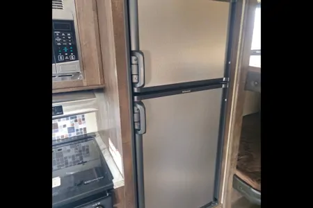 Eazye's Forest River Lite Travel Trailer